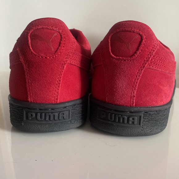 Red Suede Men’s Puma Sneakers - Worn Once Indoors - Picture 7 of 13